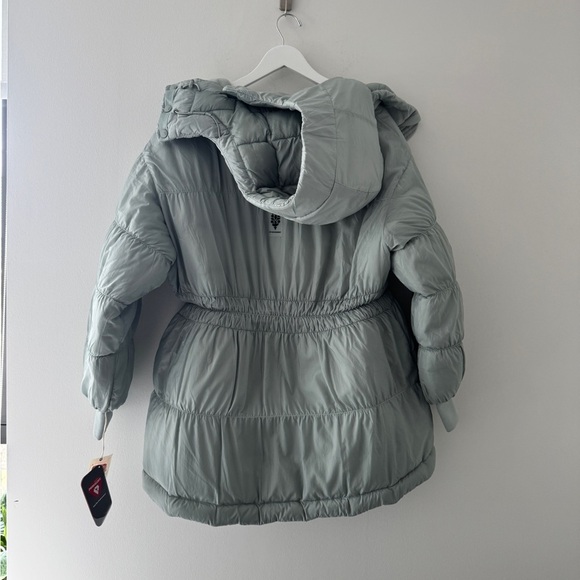 FREE PEOPLE NWT Like A Dream Long Reversible Puffer Jacket in Smoked Sage L - Picture 10 of 15